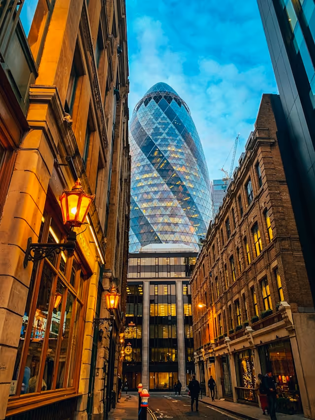 The Gherkin building in London’s financial district, representing innovation and executive leadership